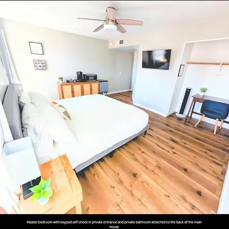 Cactus Guest Suite
